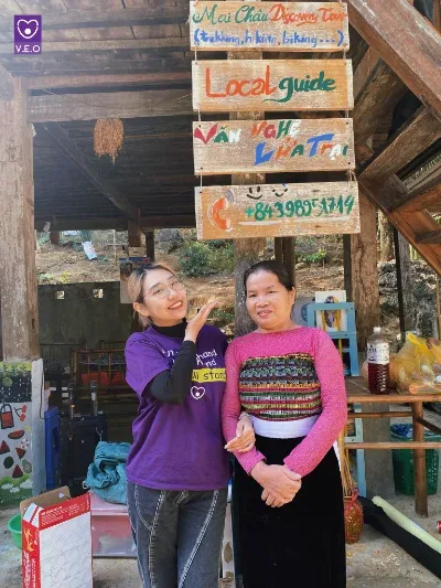 Tìm hiểu trang phục người Thái; học múa xòe Thái