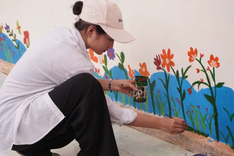 Tham gia hoạt động tình nguyện 