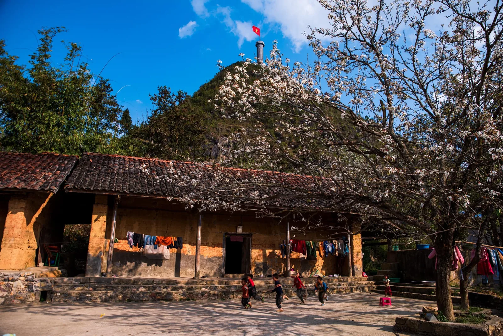  Sẽ hiểu rằng mỗi địa phương đều có những câu chuyện riêng. 