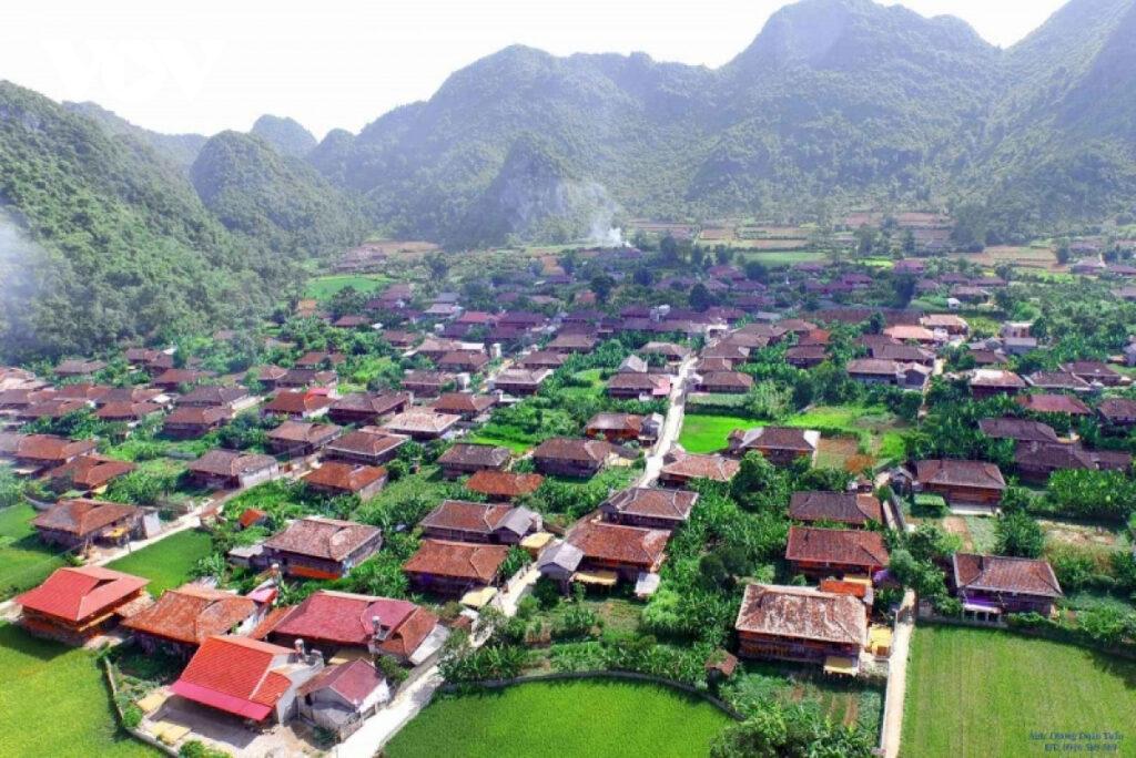 du lịch làng văn hóa Quỳnh Sơn
