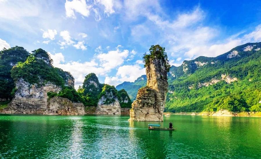 Khu Bảo tồn Thiên nhiên Na Hang là một phần quan trọng tạo nên vẻ đẹp và sự đa dạng sinh học của vùng đất này.