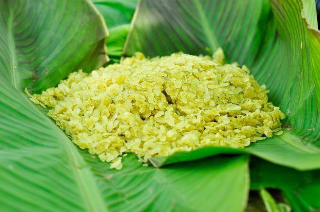Nếu đến Mù Cang Chải mùa lúa chín, bạn đặc biệt đừng bỏ lỡ đặc sản Cốm Tú Lệ