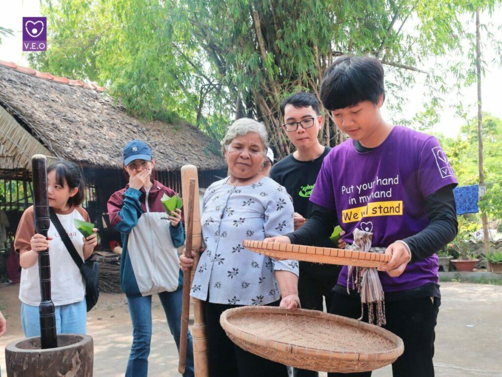 Khi triển khai các dự án xã hội cần có sự hợp tác từ người dân địa phương