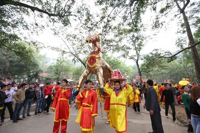 Lễ hội Gióng tại Sóc Sơn diễn ra với nhiều hoạt động thú vị