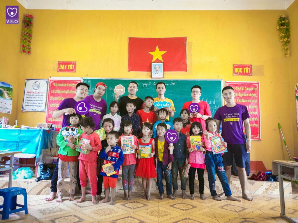 Trẻ học cách chia sẻ, hợp tác và xây dựng những tình bạn đẹp