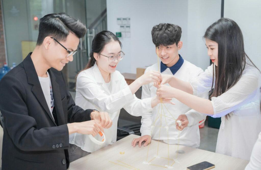 Các mẫu thư giới thiệu bằng tiếng Anh
