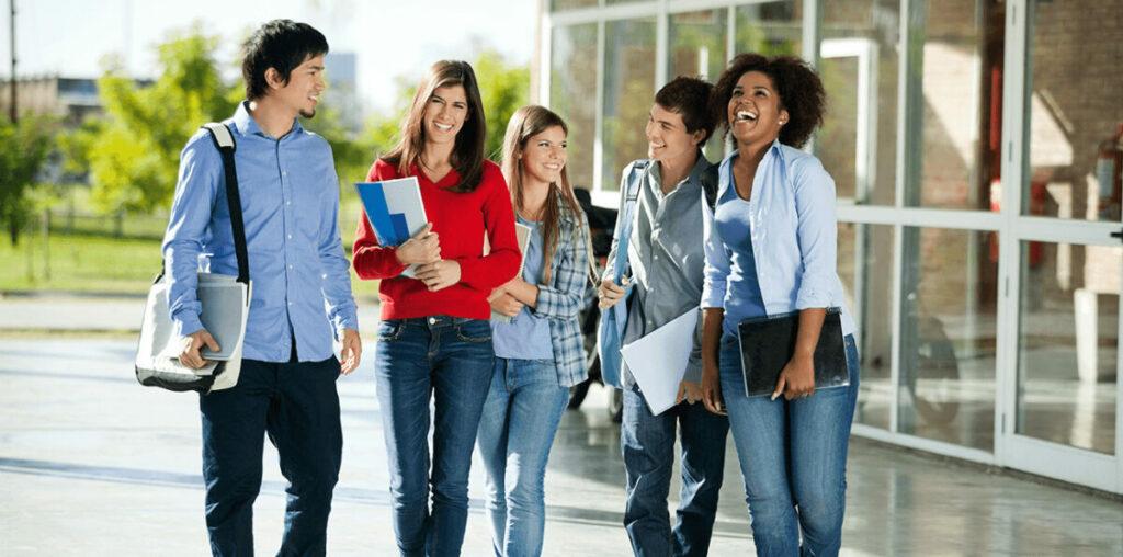 Việc lựa chọn ngành phù hợp với bản thân là bước nền tảng để tạo nên một bộ hồ sơ du học mạnh mẽ, chất lượng